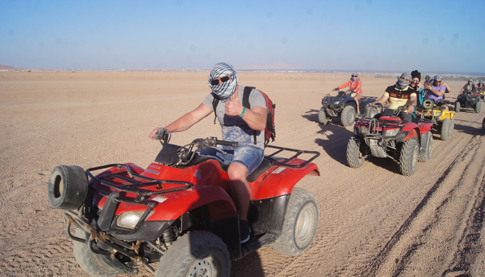 Quad Biking With Camel Ride & Beduin Dinner 4 in One